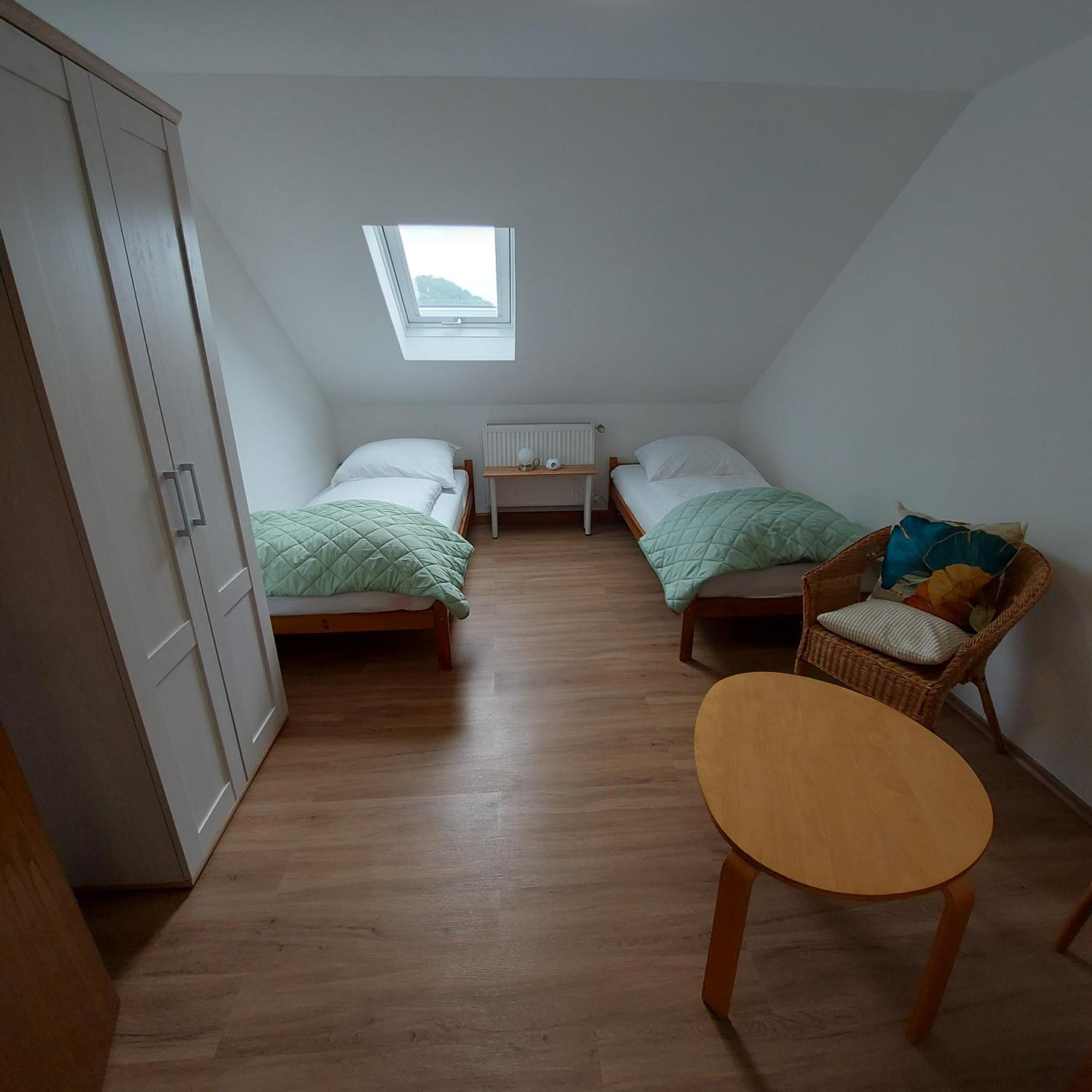 Ferienwohnung Am Berg Wiesent Екстериор снимка