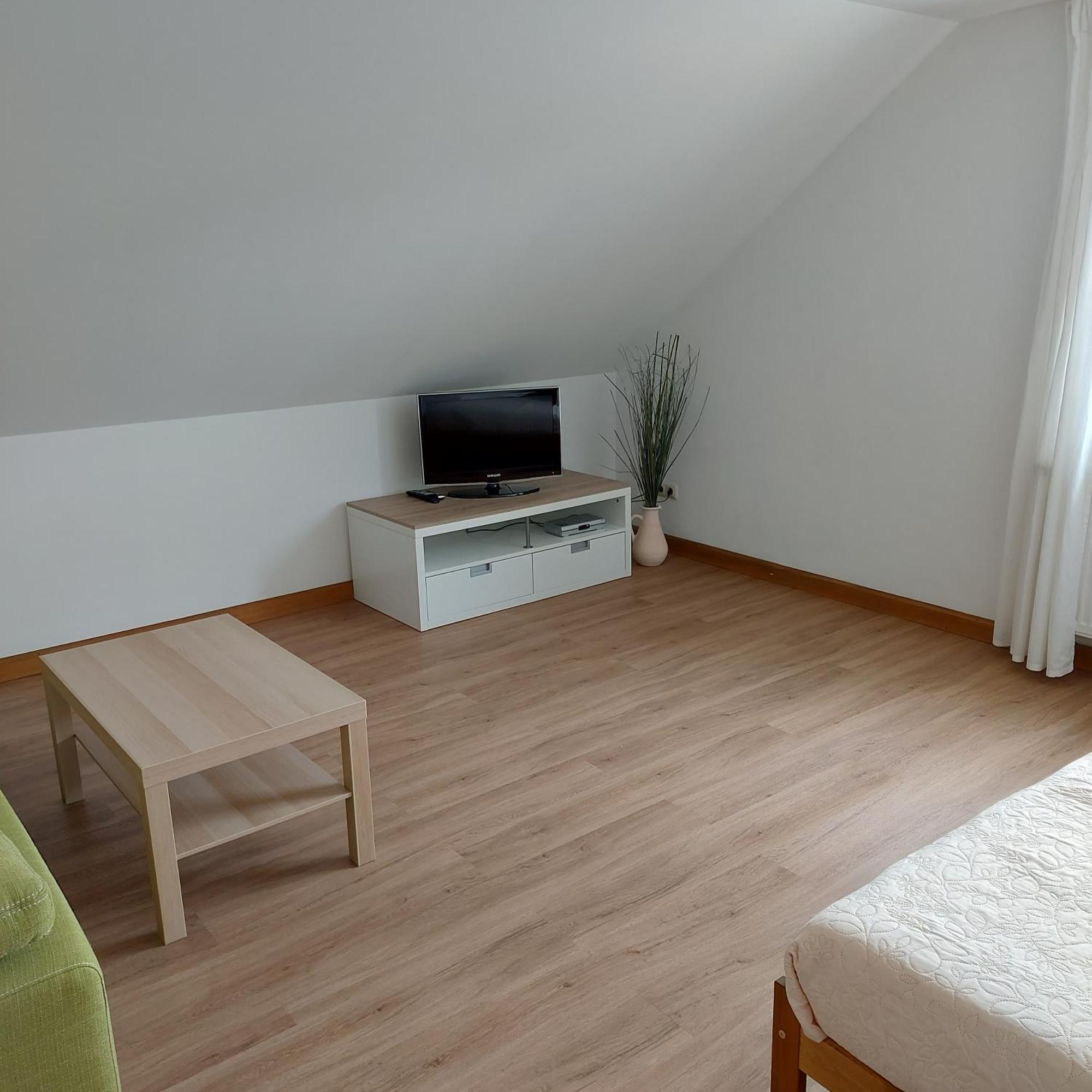 Ferienwohnung Am Berg Wiesent Екстериор снимка