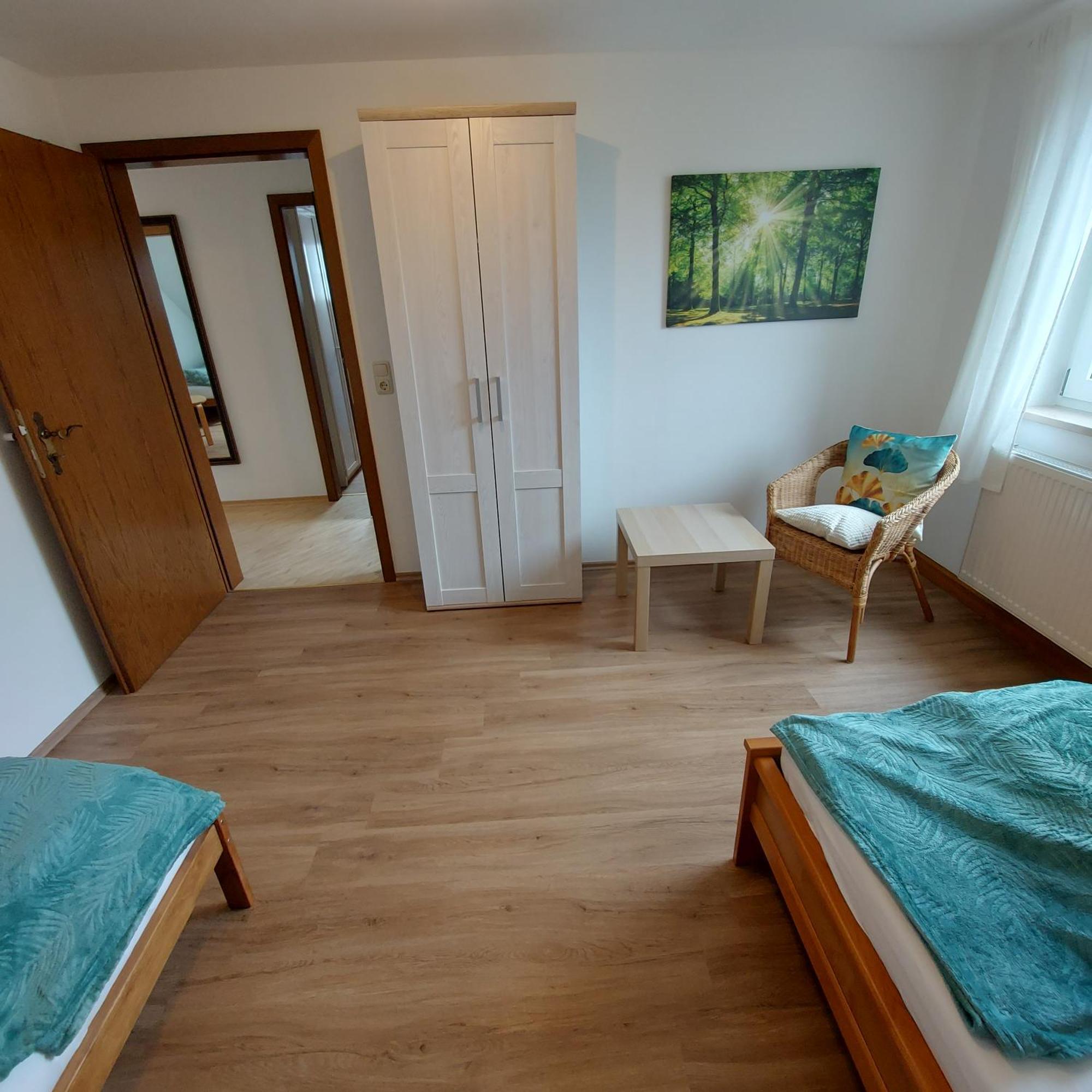 Ferienwohnung Am Berg Wiesent Екстериор снимка